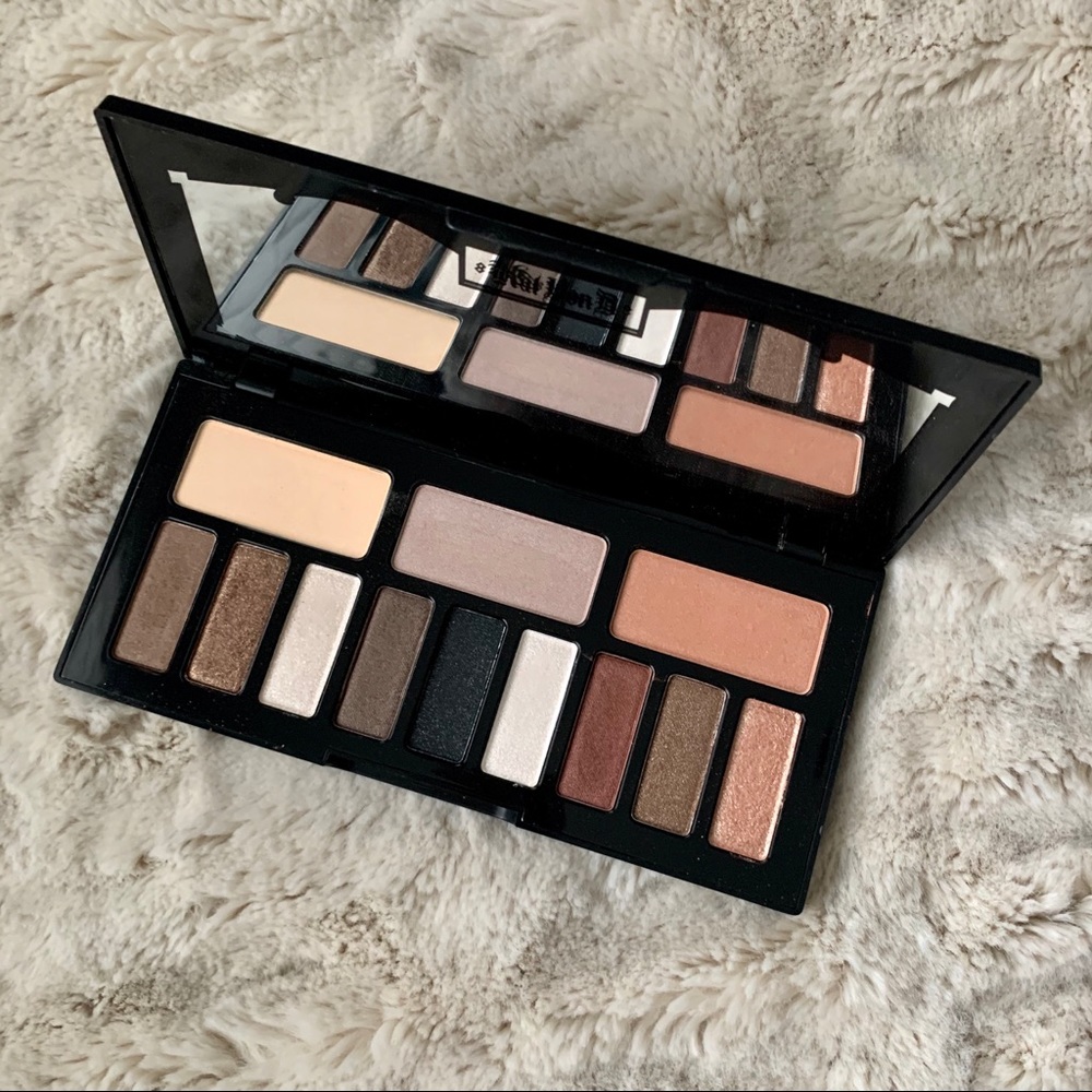 Kat Von D Shade+Light Eyeshadow Palette